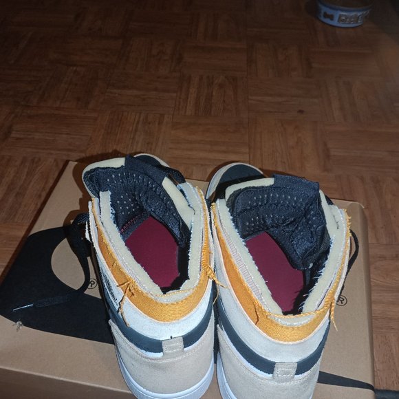 Air Jordan 1 main image 6